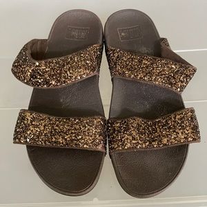 Fit flop brown glitter sandals